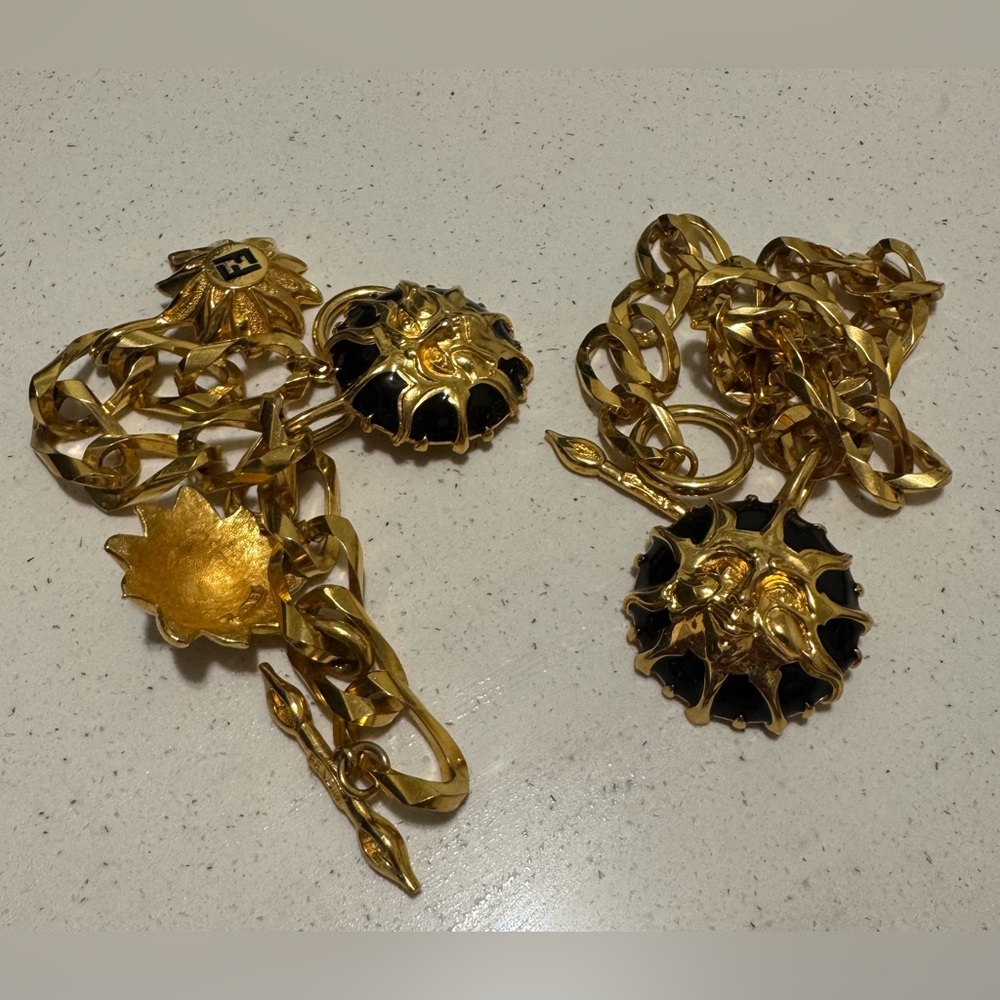 💯 Authentic 80s FENDI charm bracelet and necklace
